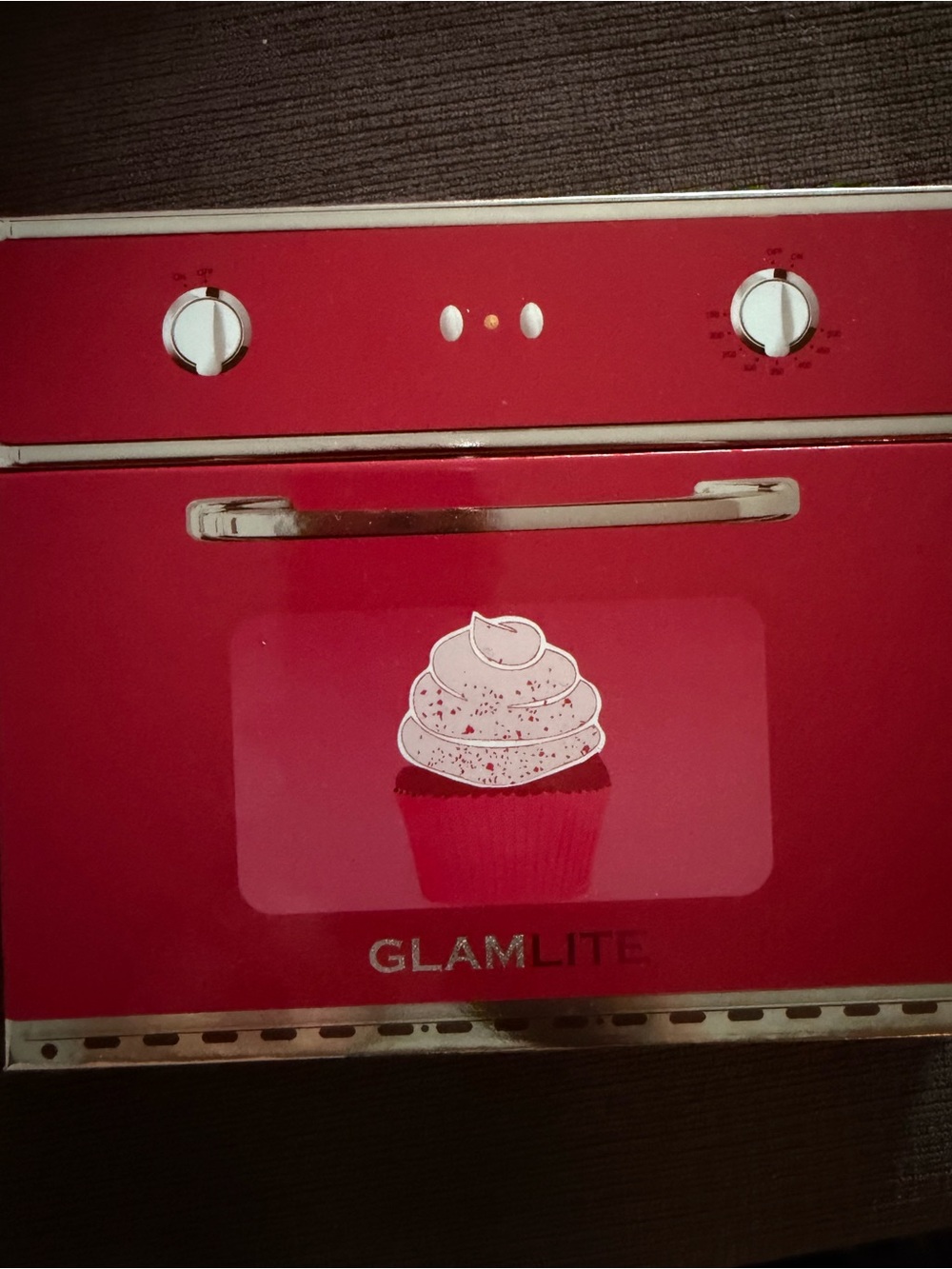 GlamLite Women’s Eyeshadow Palette — Bold Red Shade